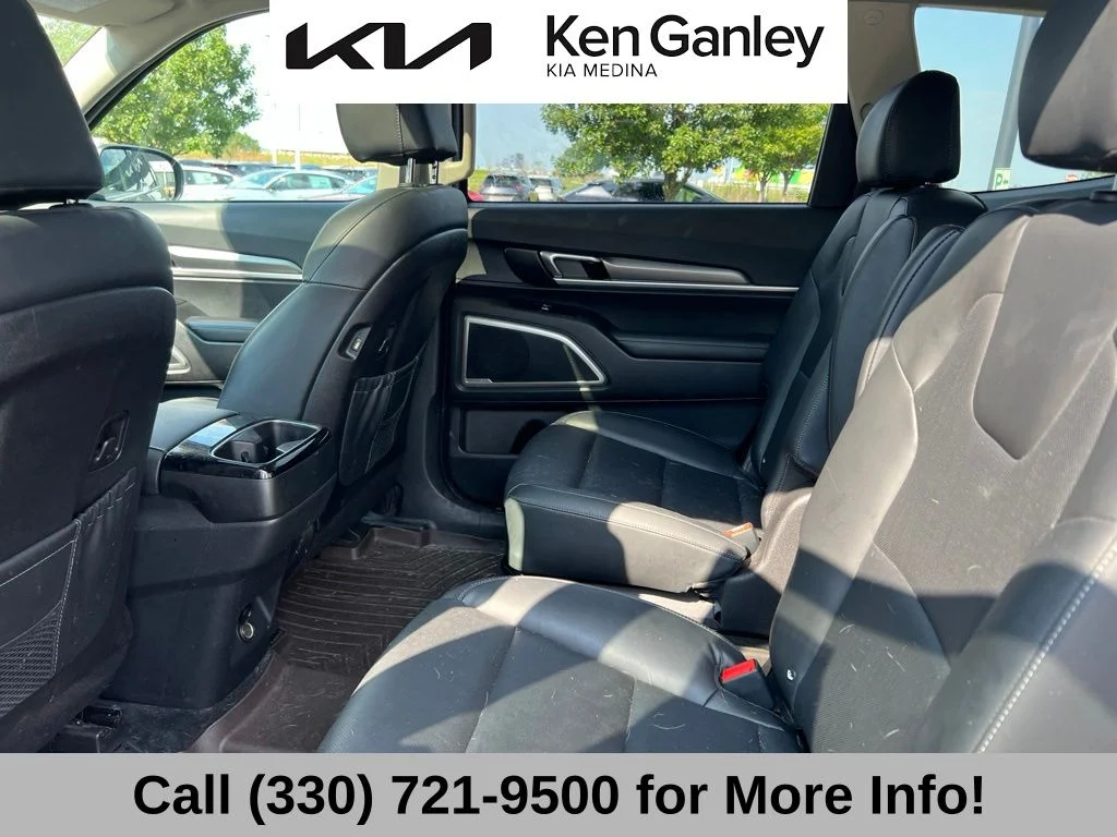 Certified Used 2022 Silver Kia S image 11