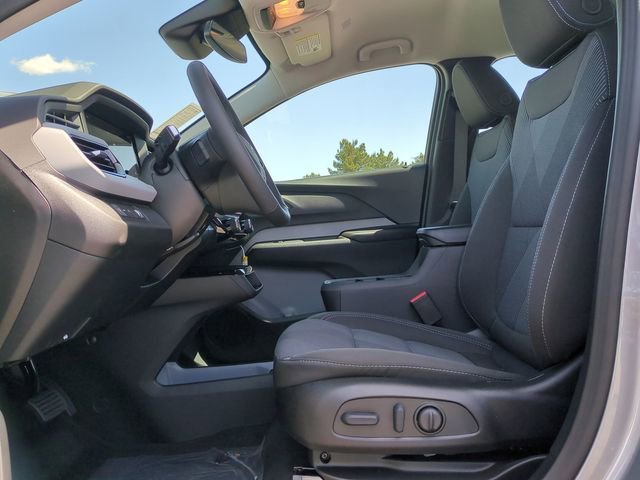 2027 Chevrolet Bolt LT - Photo 19