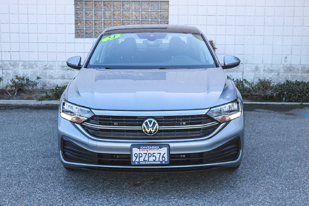 3VW7M7BU5RM085243