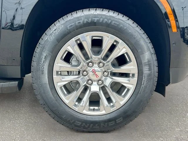 2026 GMC Yukon XL Denali - Photo 19