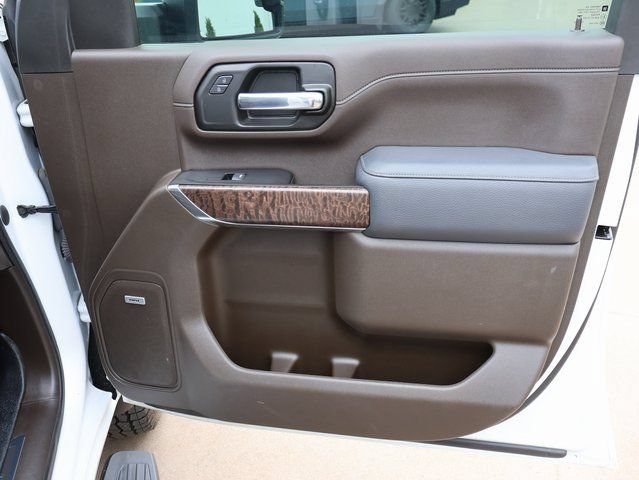 Certified Used 2023 White Frost Tricoat GMC Denali image 9