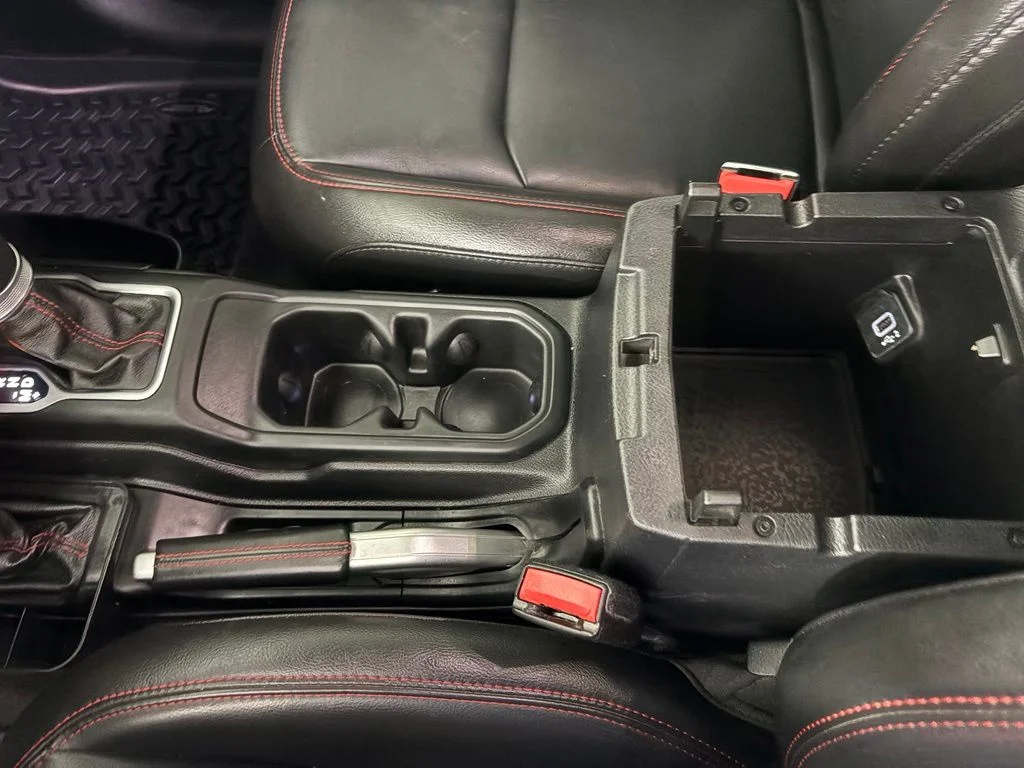 Used 2021 Gray Jeep Rubicon image 30