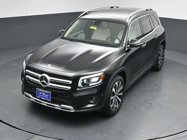 Certified Used 2023 Midnight Black Mercedes-Benz GLB 250 image 47