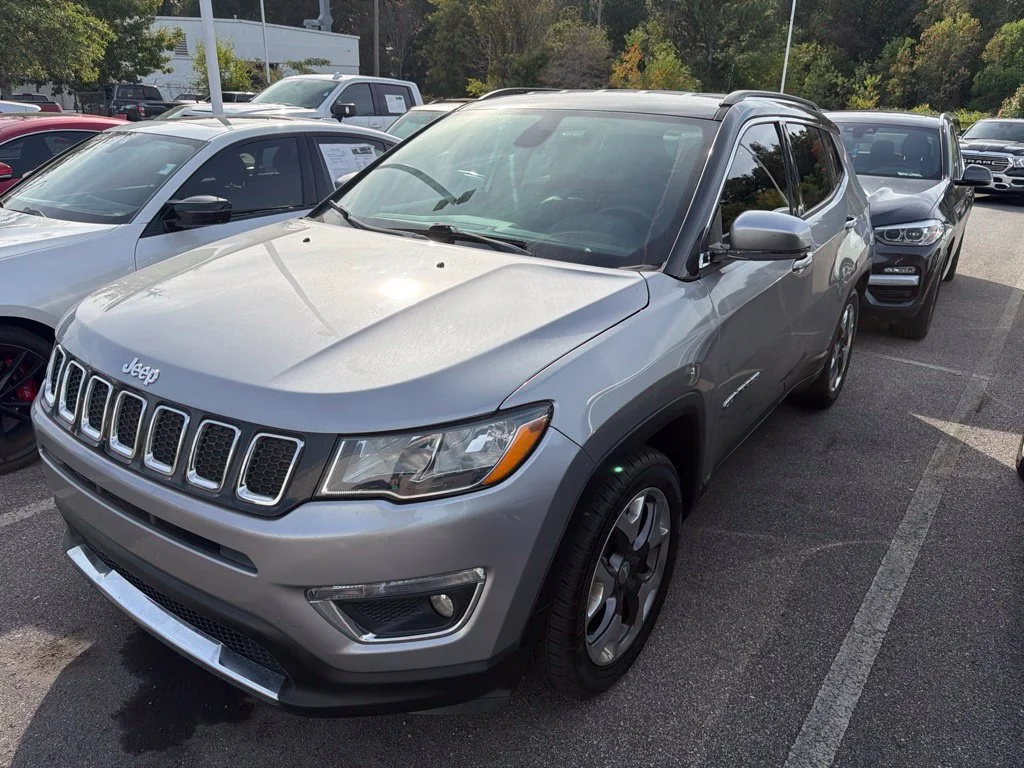 Used 2019 Silver Jeep Limited image 1