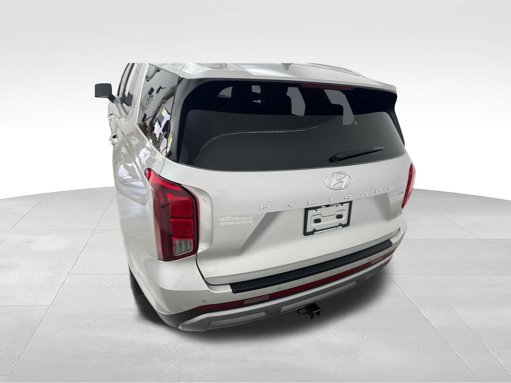 Used 2024 Silver Hyundai Limited image 4