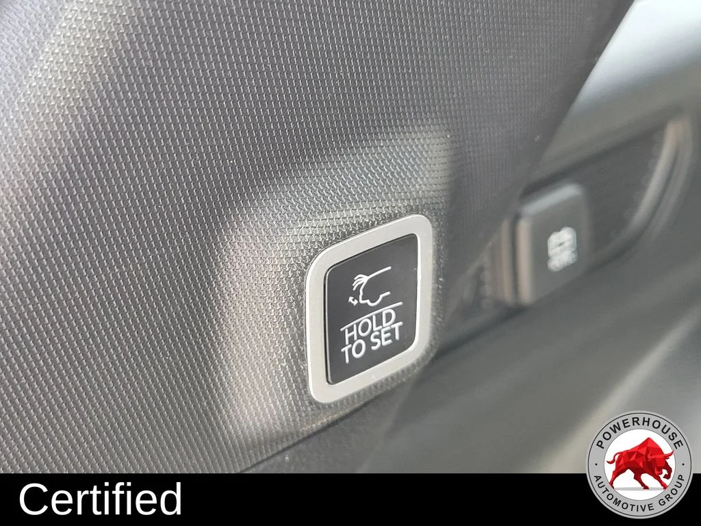 Used 2024 White Jeep Limited image 14