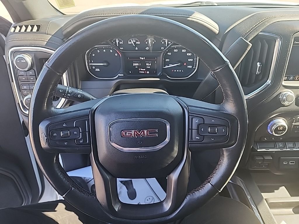 Used 2021 White GMC AT4 image 15