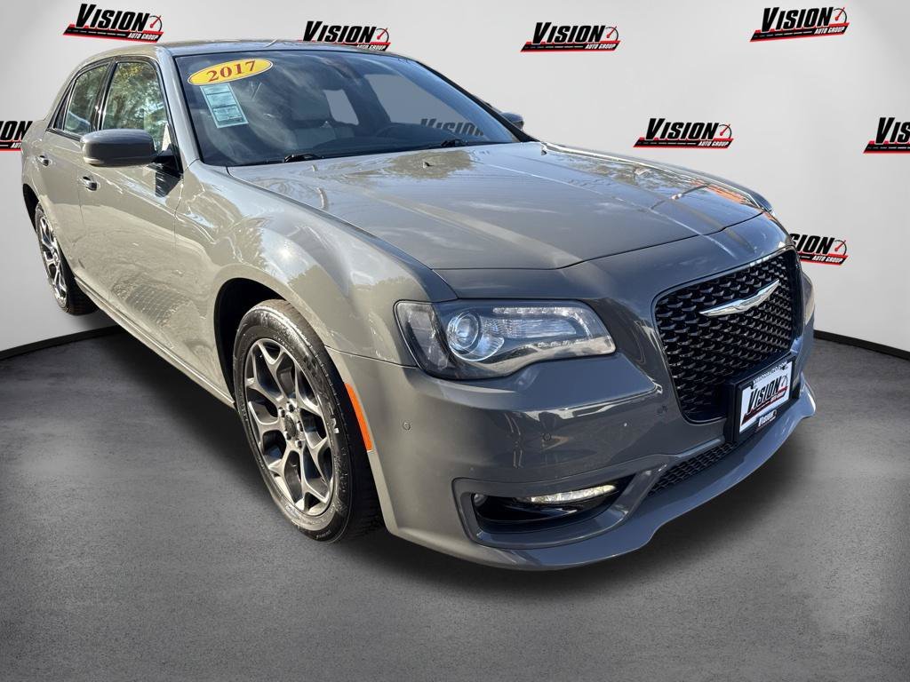 Used 2017 Gray Chrysler S image 3