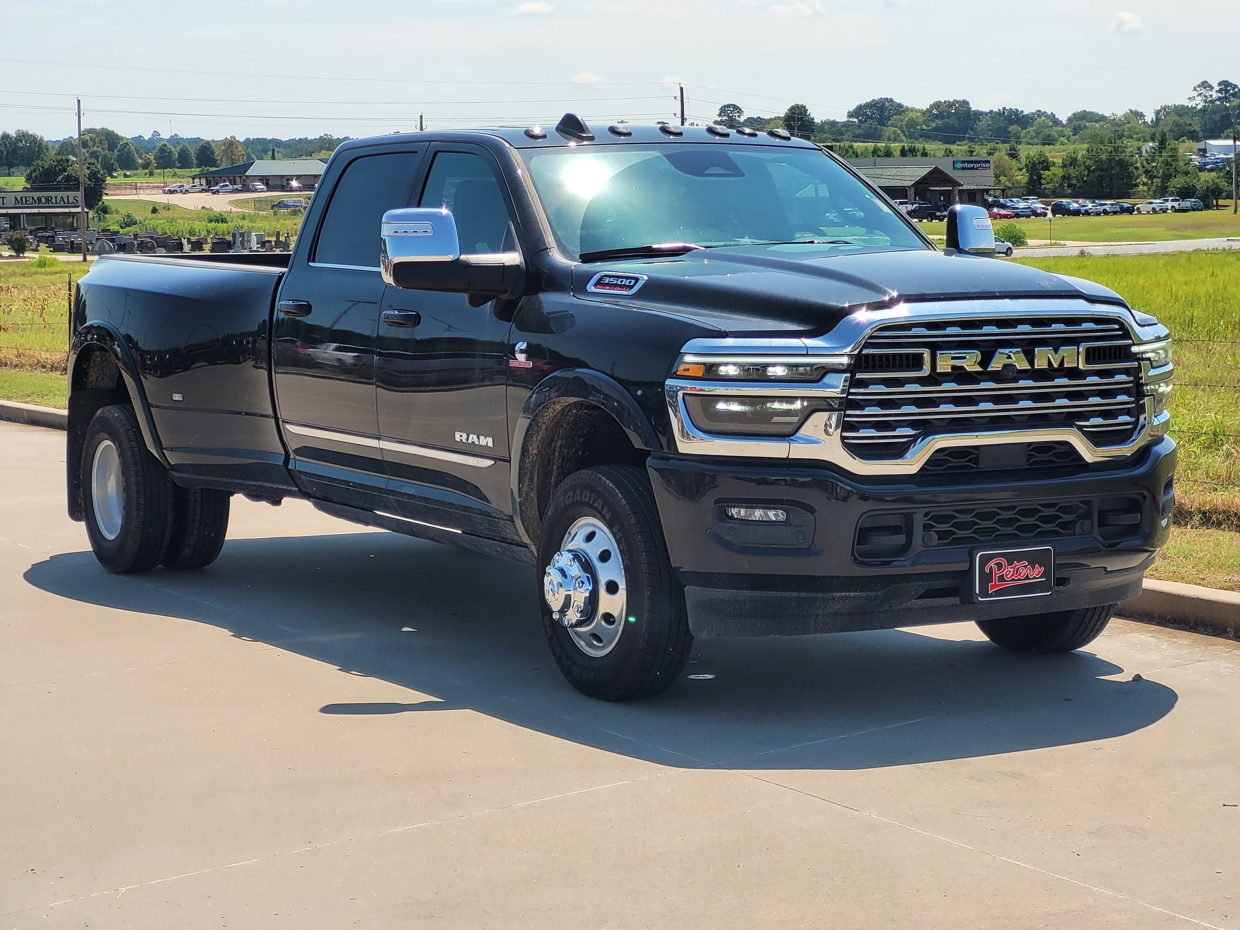 2025 RAM 3500 Limited 4X4 Crew Cab LWB's photo