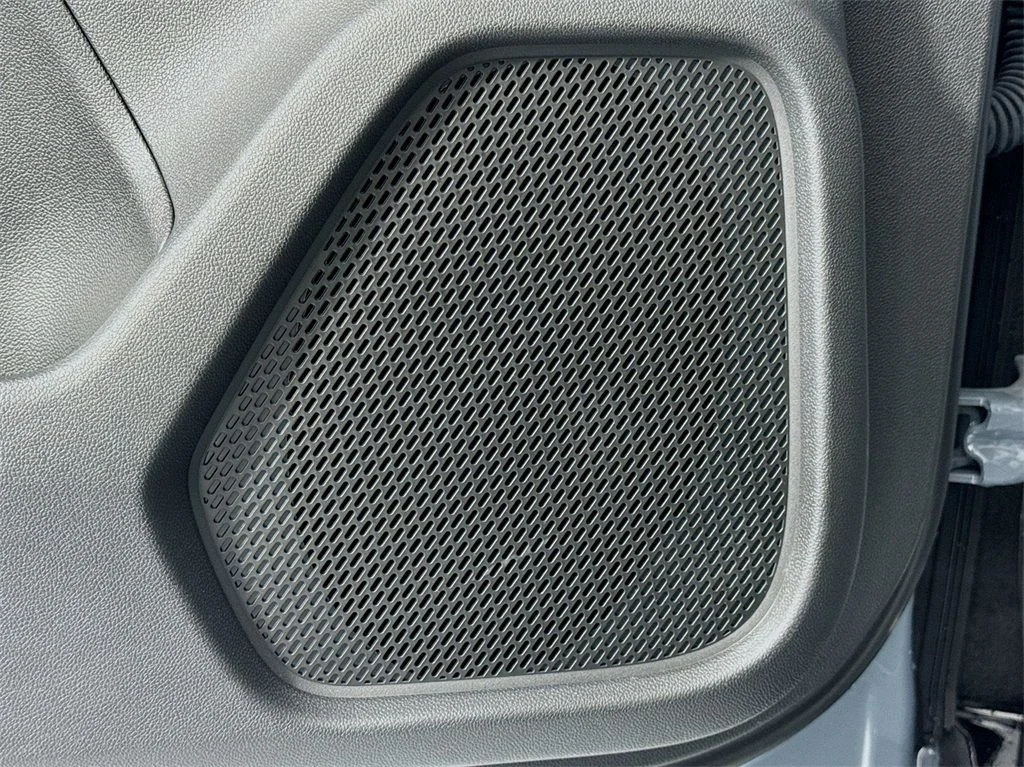 New 2026 Sonic Gray Pearl Honda Touring image 37