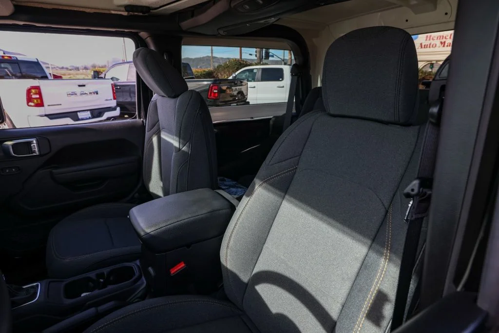 New 2026 Black Clear-Coat Exterior Paint Jeep Sport image 14
