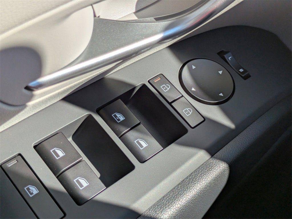 New 2026 White Hyundai SE FWD image 20