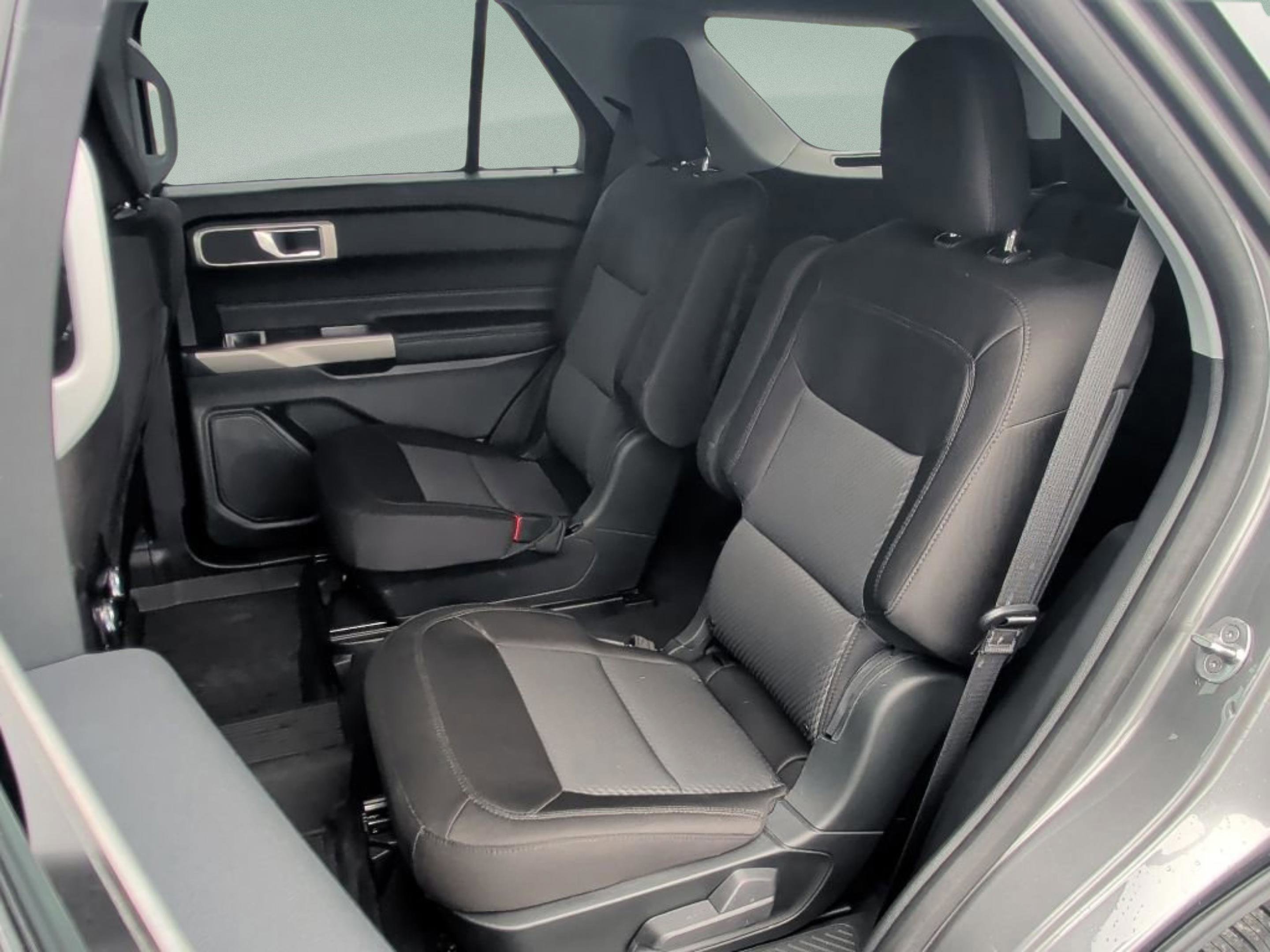 Used 2023 Gray Metallic Ford XLT image 19
