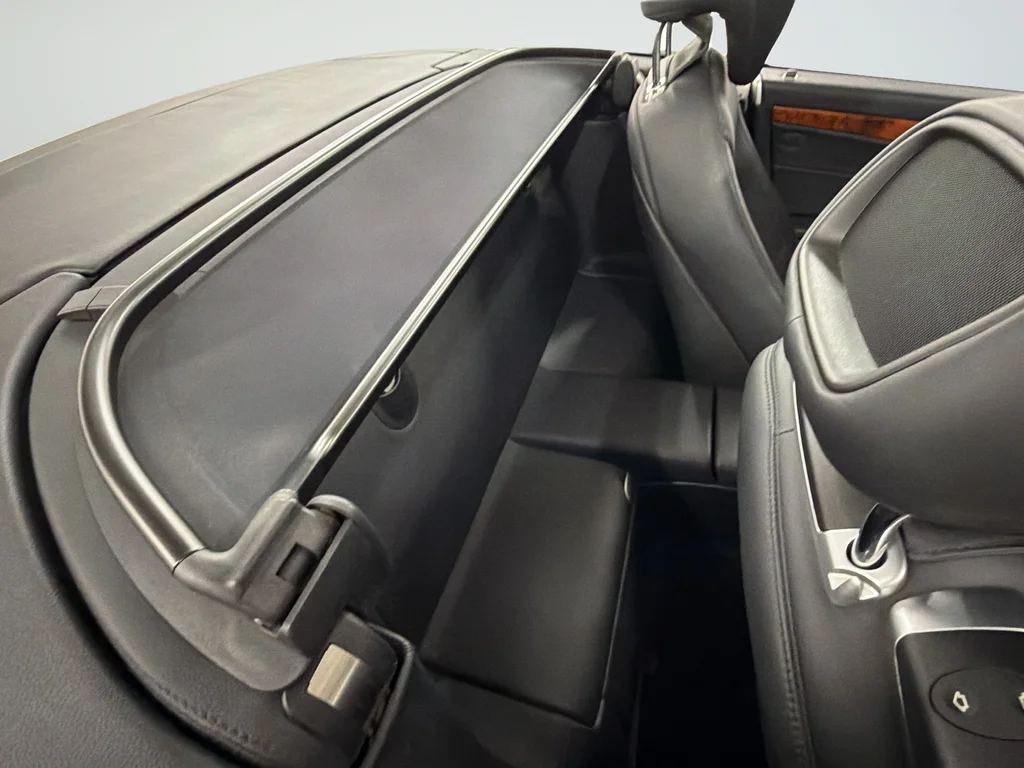 Used 2009 Silver Mercedes-Benz SL 550 image 28