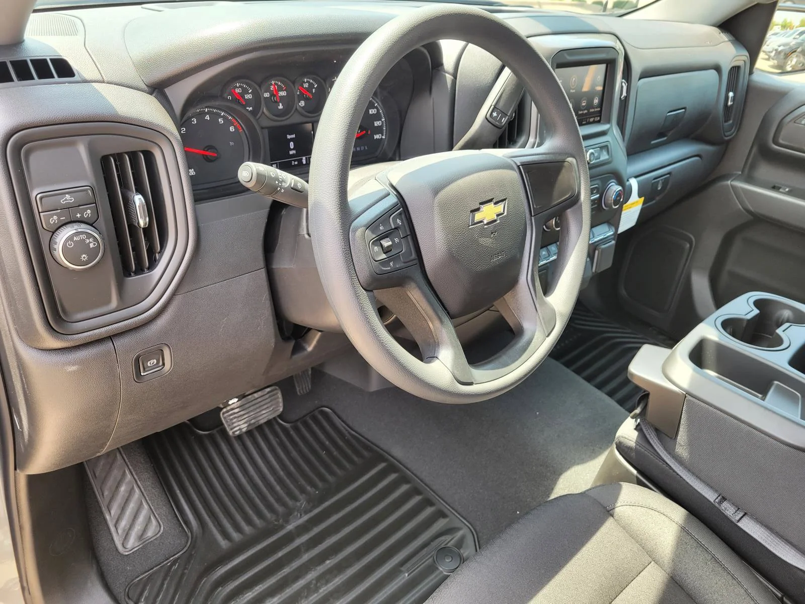 2026 Chevrolet Silverado 1500 Custom - Photo 15