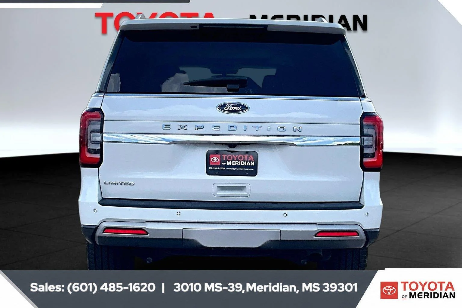 Used 2024 Oxford White Ford Limited image 4