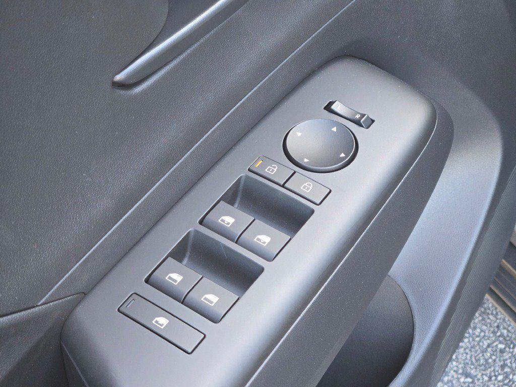 New 2027 Ecotronic Gray Pearl Hyundai SEL Sport AWD image 18