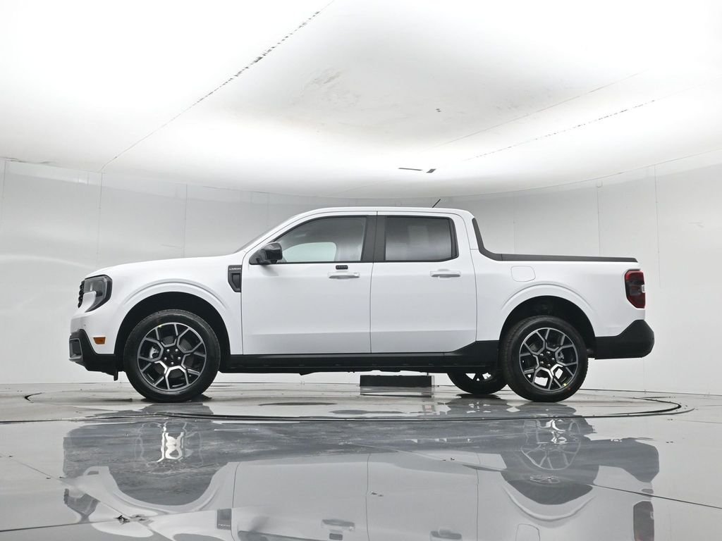 New 2026 Oxford White Ford Lariat image 52