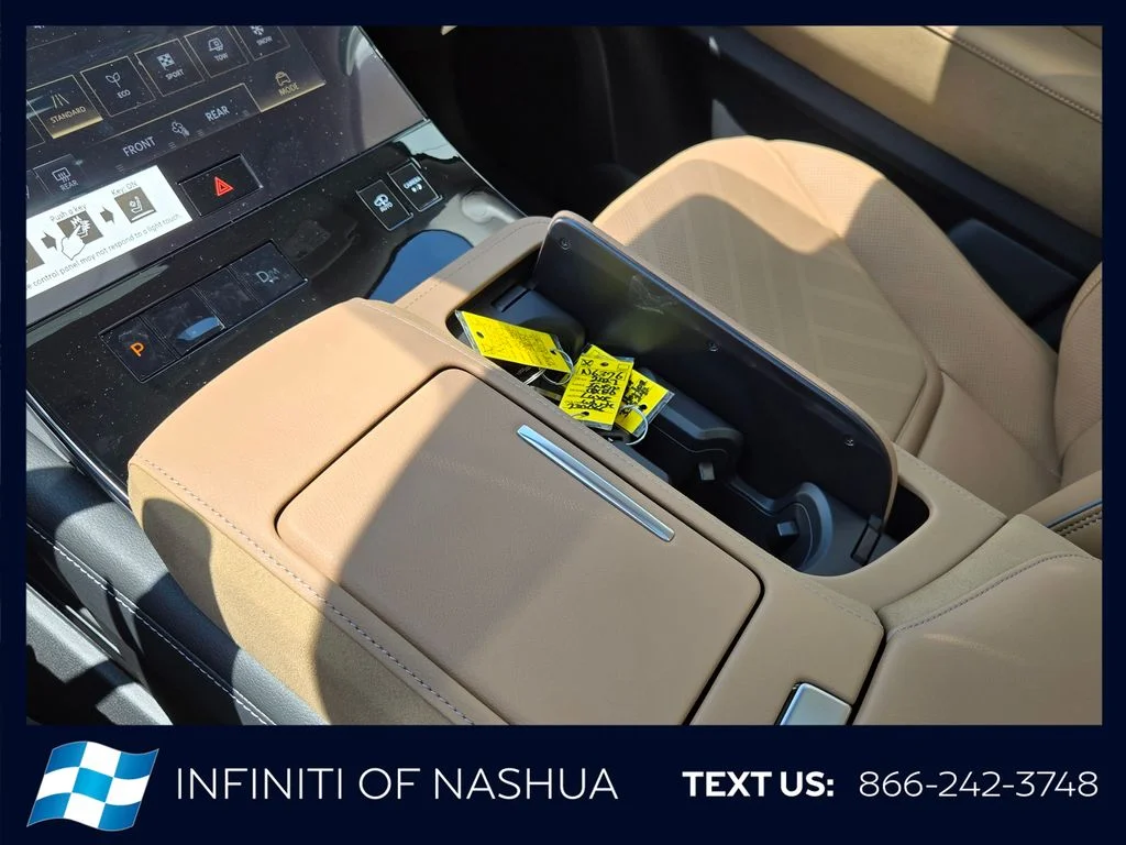 New 2027 RADIANT WHITE INFINITI Luxe 4WD image 26