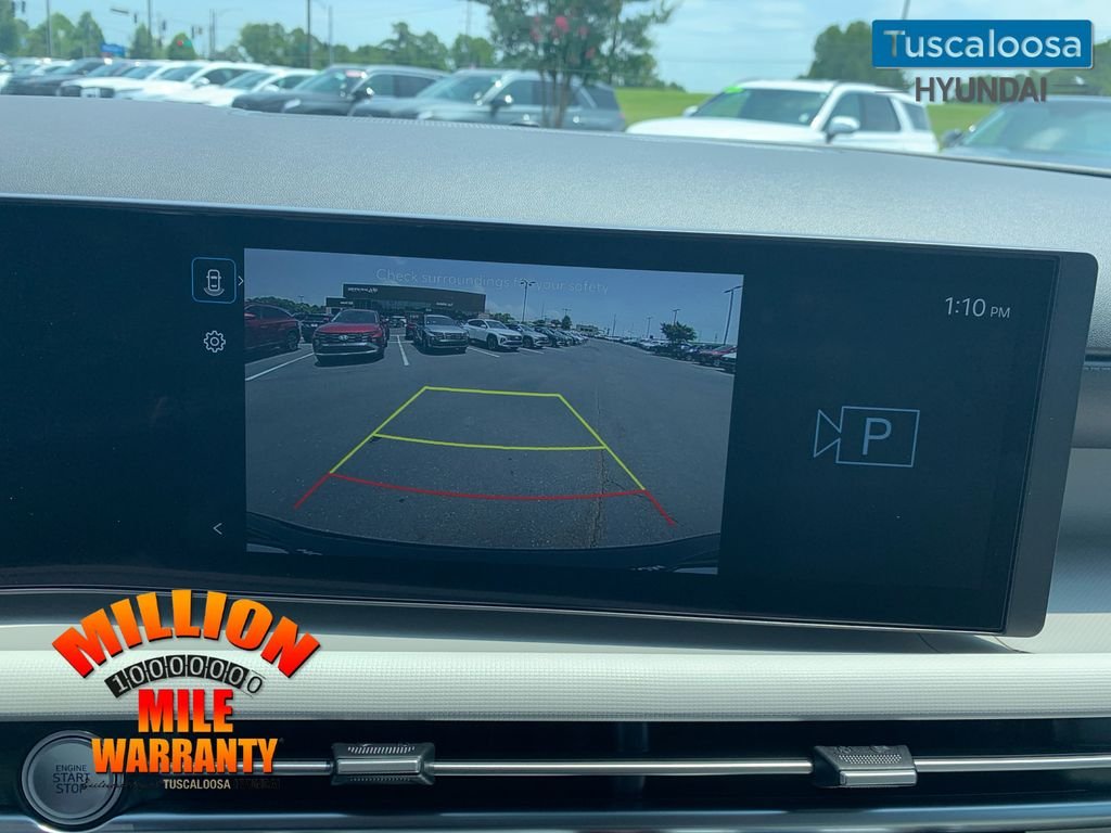 New 2026 Black Hyundai SEL Plus FWD image 19