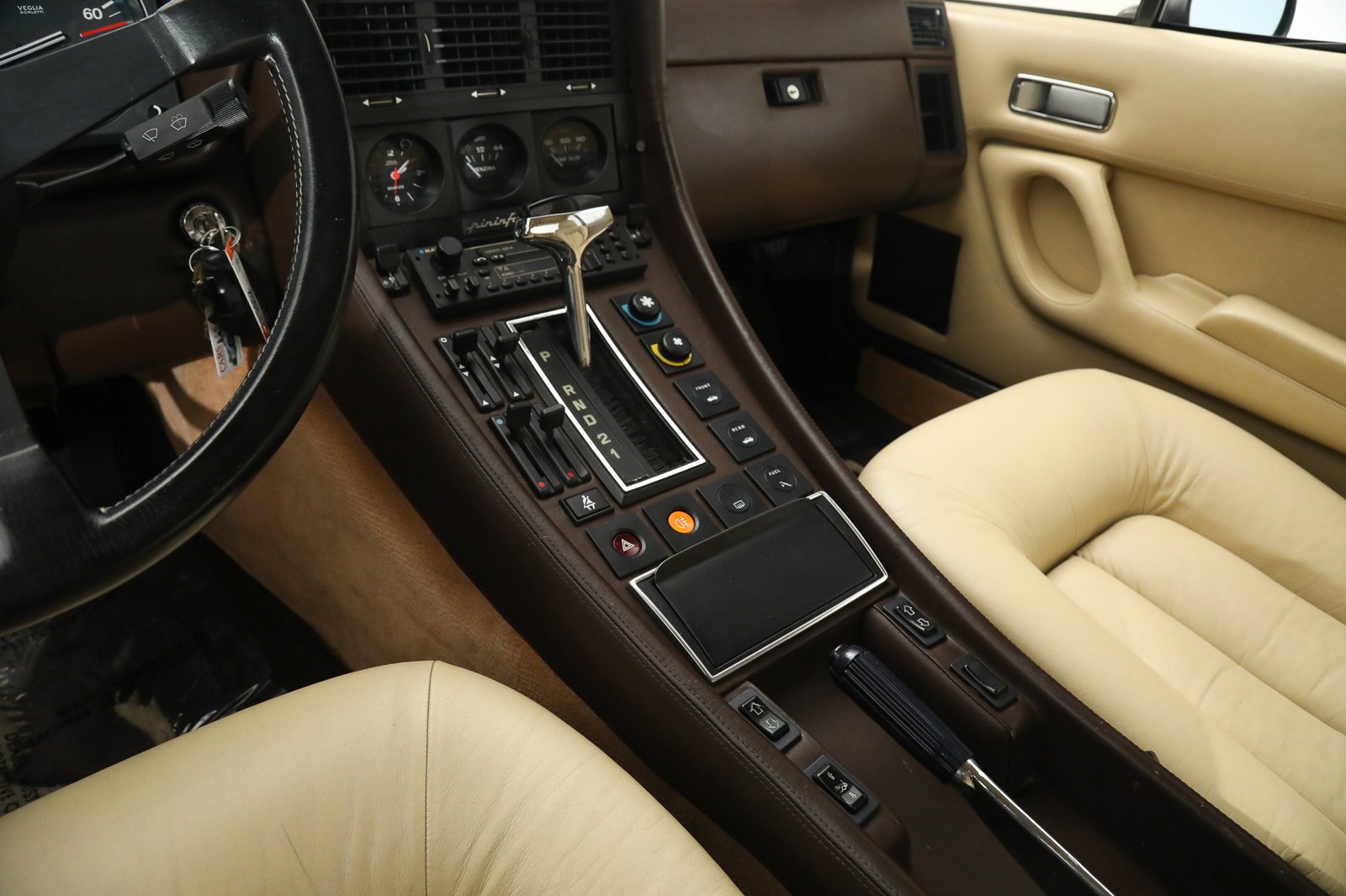 Used 1984 Silver Ferrari  image 27