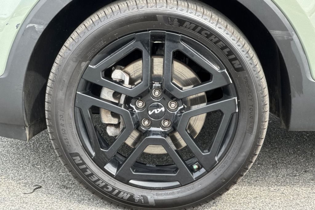 Used 2024 Jungle Green Kia EX X-Line image 30