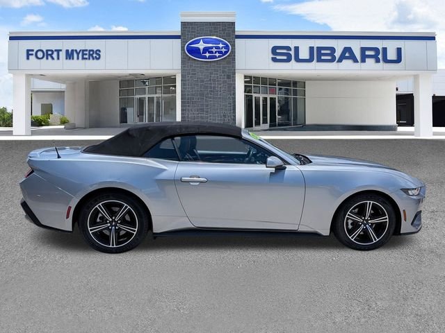 Used 2024 Silver Ford EcoBoost Premium image 3