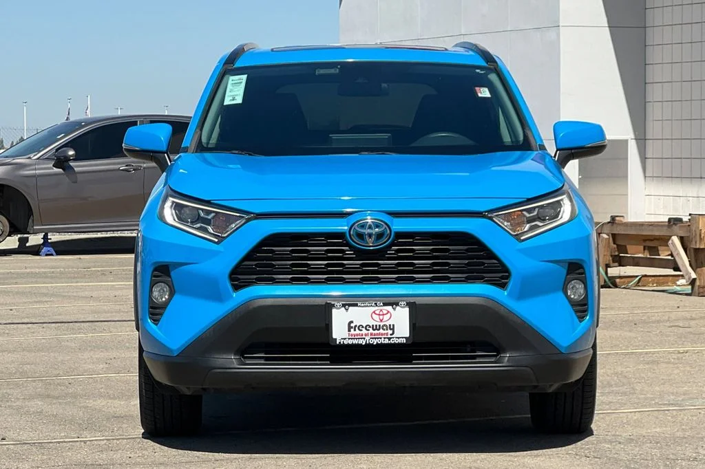 Certified Used 2021 Blue Toyota XLE image 11