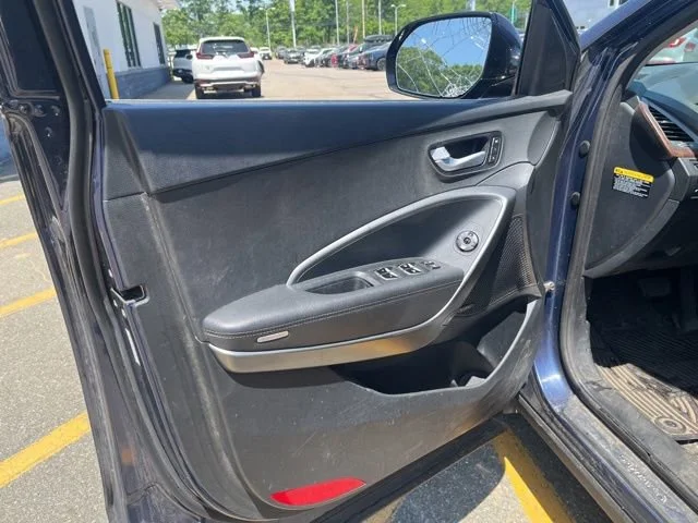 Used 2017 Storm Blue Hyundai SE Ultimate image 10
