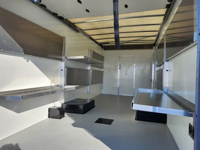 New 2025 Summit White Chevrolet 2WT image 21