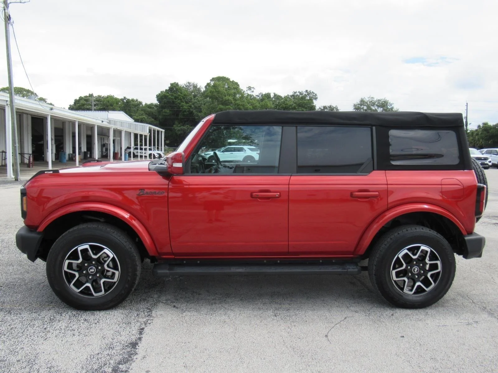 Certified Used 2022  Ford Outer Banks image 5
