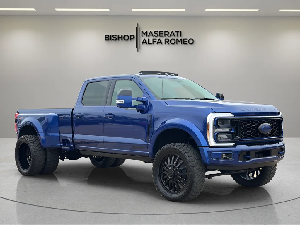 2026 Ford F-450 Platinum 4x4 Crew Cab 8' Box DRW's photo