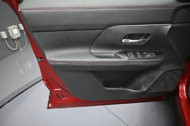 Used 2026 Red Nissan SR image 9