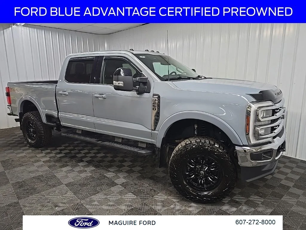 Used 2024 Gray Ford Lariat image 9