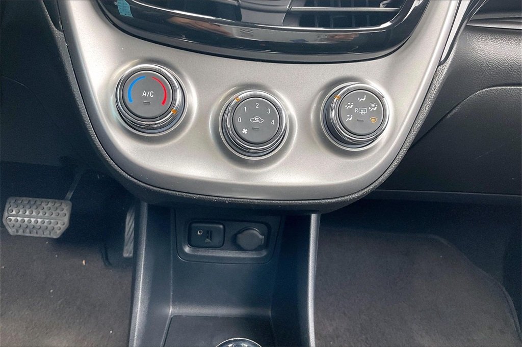 2016 CHEVROLET SPARK - Image 31