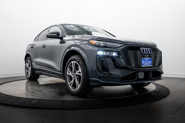 2027 Audi Q6 e-tron Sportback Premium Plus