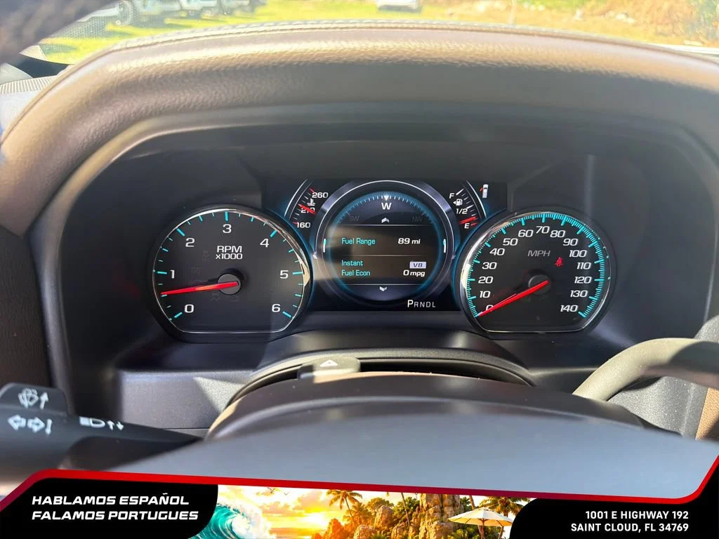 Used 2017 WHITE FROST TRICOAT GMC Denali image 16