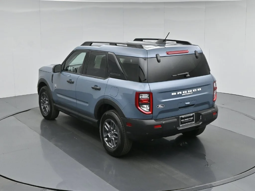 New 2026 Azure Gray Metallic Tri-Coat Ford Big Bend image 36