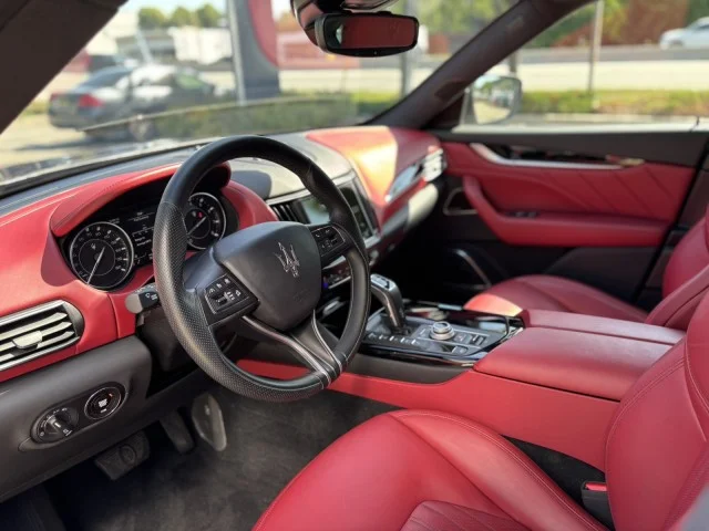 Used 2023 Grigio Maratea Metallic Maserati GT image 28