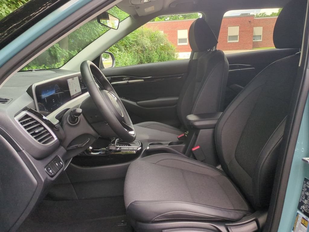 Used 2024 Blue Kia S image 24