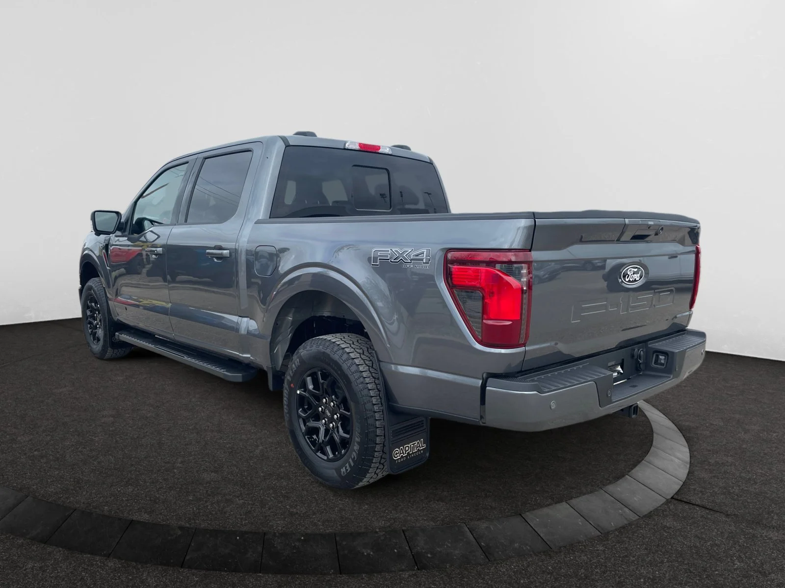New 2026 Carbonized Grey Metallic Ford XLT image 3