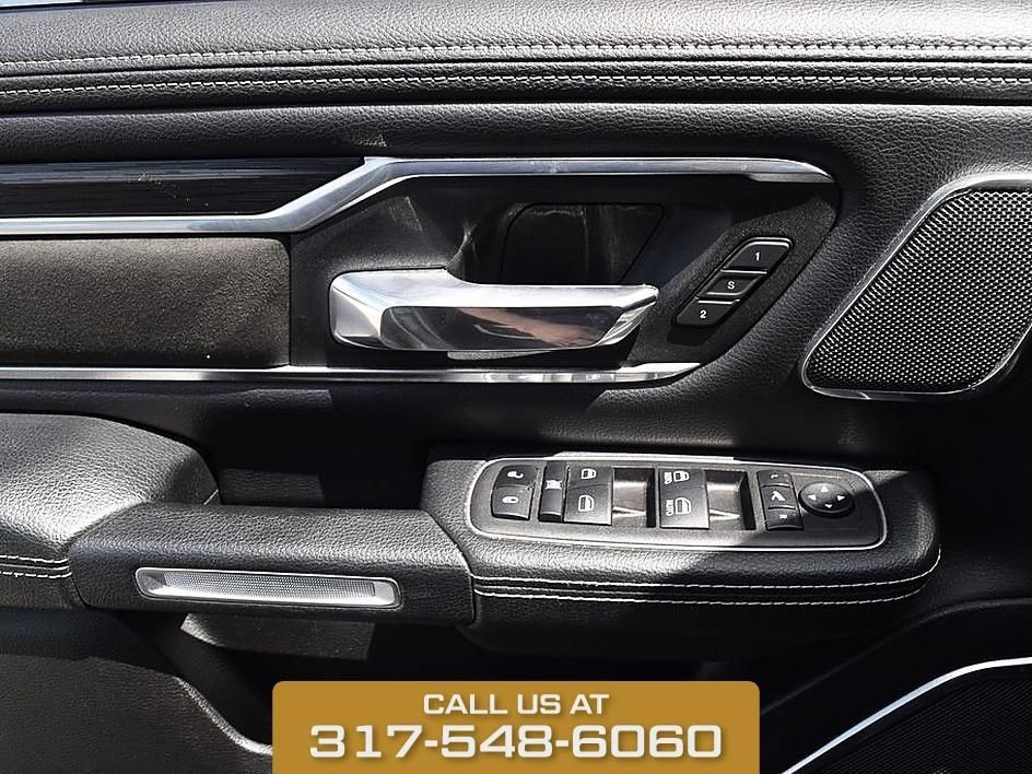 Used 2023 Billet Silver Met Ram Laramie image 33