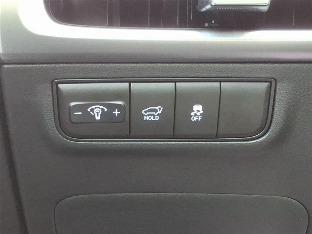 New 2026 Serenity White Pearl Hyundai SEL FWD image 15