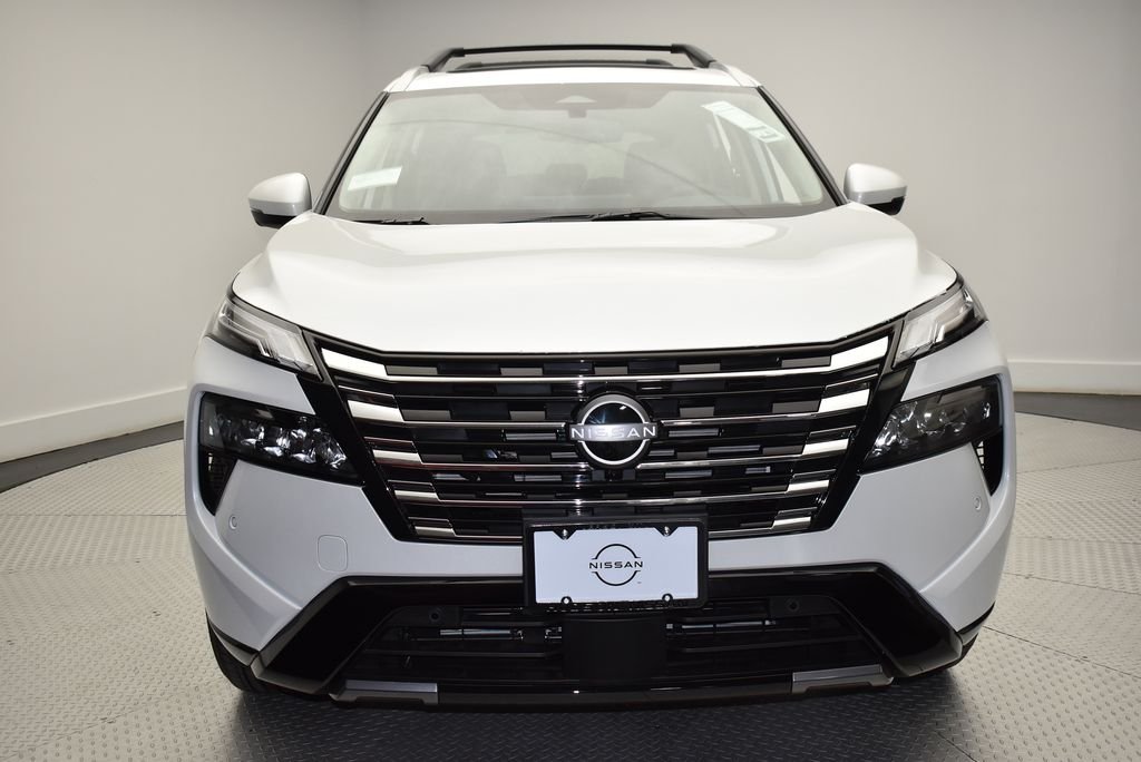 New 2026 Everest White Pearl TriCoat Nissan Platinum image 2