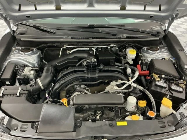 Used 2018 Ice Silver Metallic Subaru 2.0i image 28