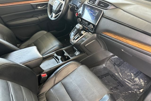 Used 2017 Crystal Black Pearl Honda Touring image 17