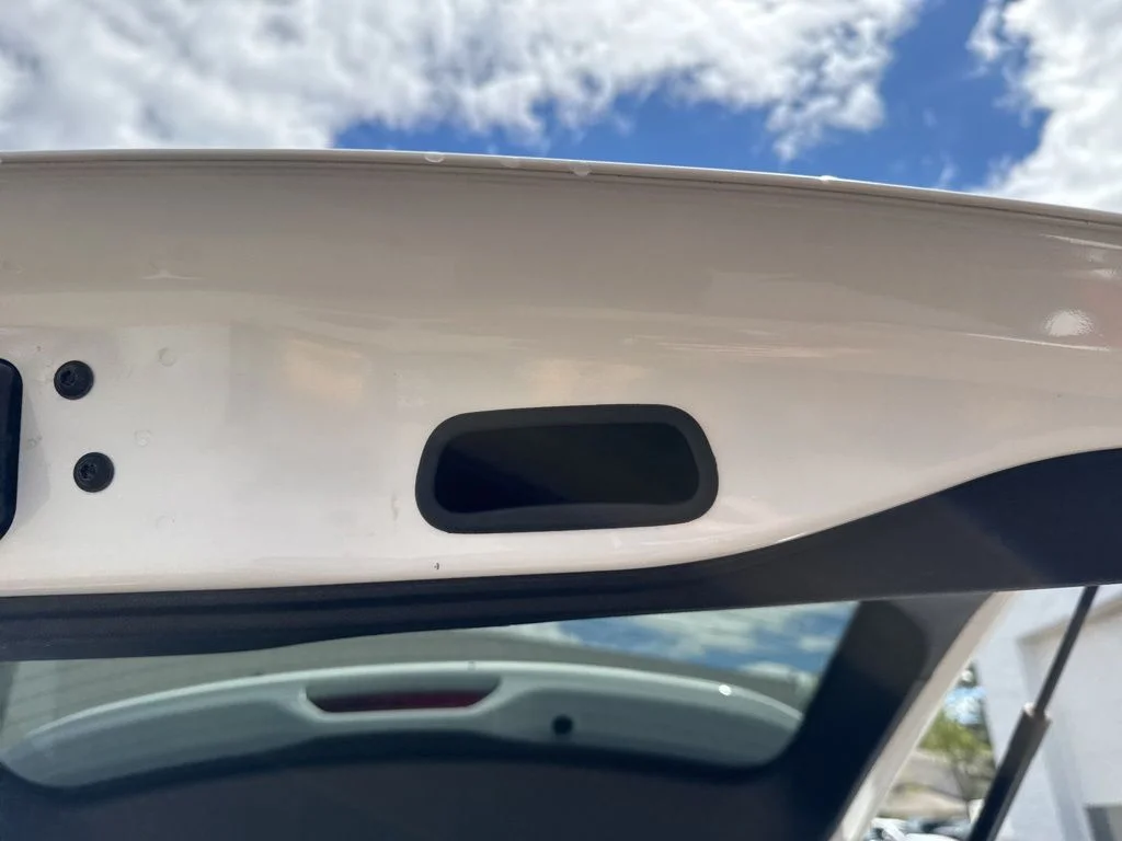 Used 2020 Bright White Clearcoat Jeep Laredo image 39