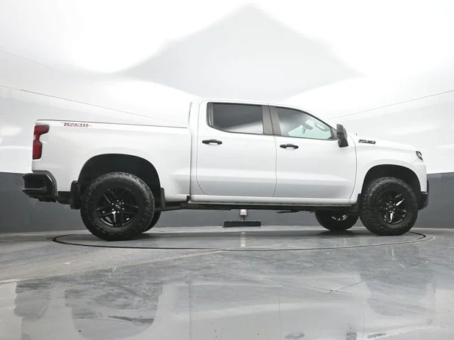 Used 2020 White Chevrolet LT Trail Boss image 25