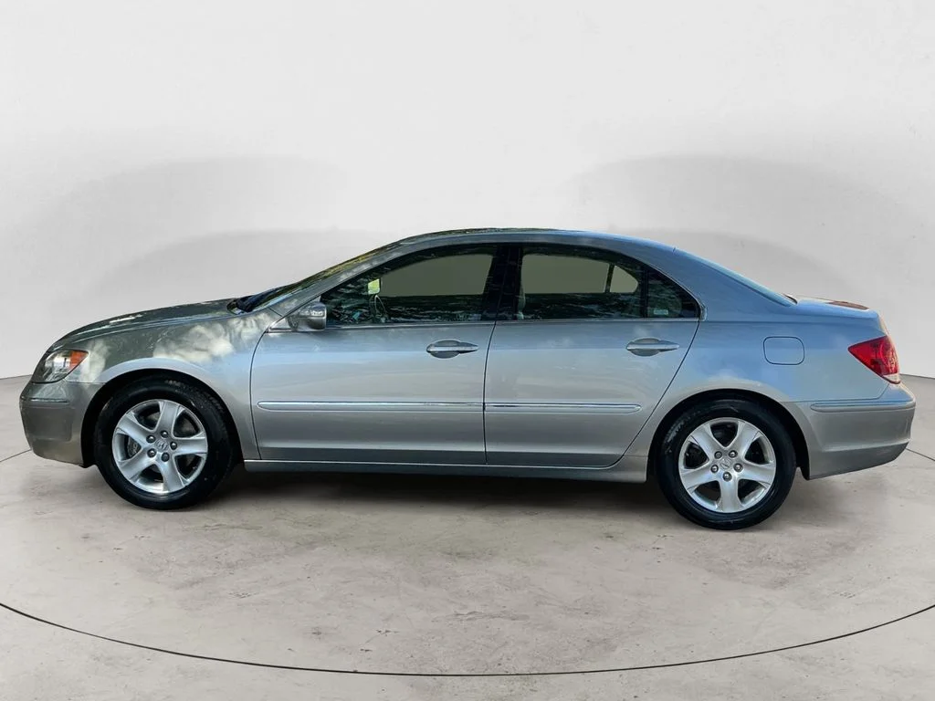 Used 2008 Silver Acura 3.5 image 8