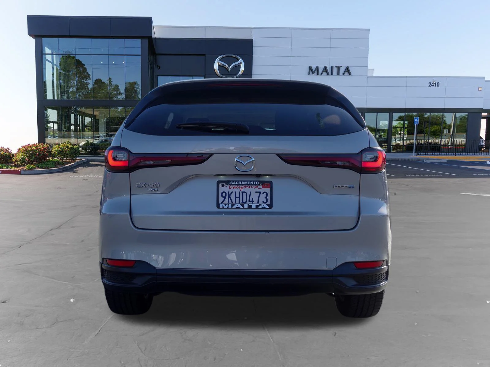 Certified Used 2024 Platinum Quartz Mazda Preferred image 5